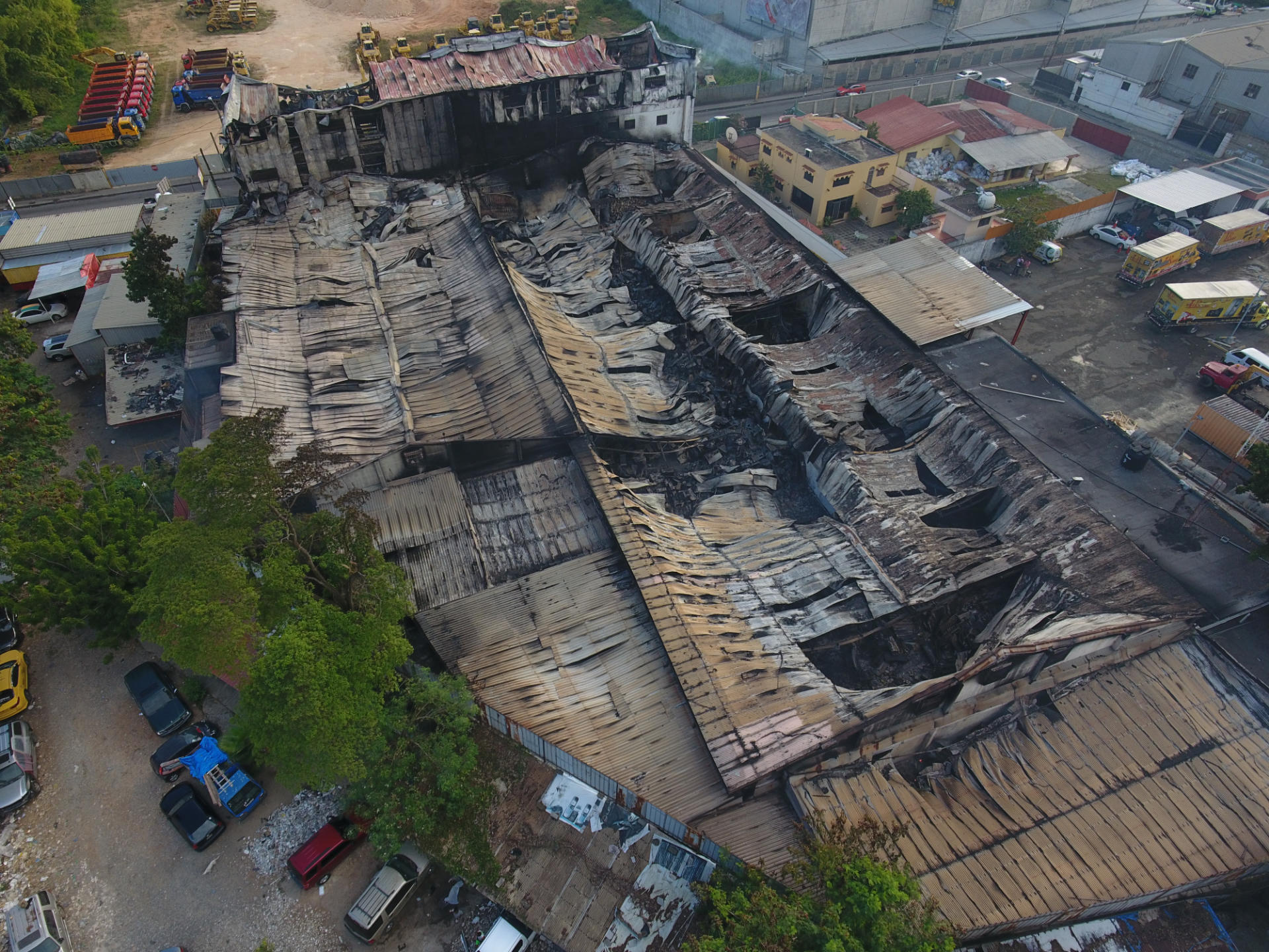 DCIM100MEDIADJI_0113.JPG Incendio